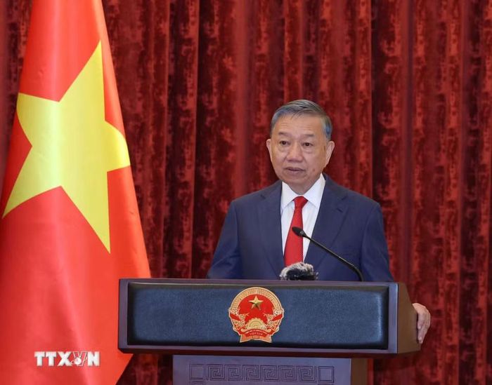 Tổng Bí thư, Chủ tịch nước Tô Lâm phát biểu giao nhiệm vụ cho đồng chí Lê Quang Đạo. Ảnh: TTXVN