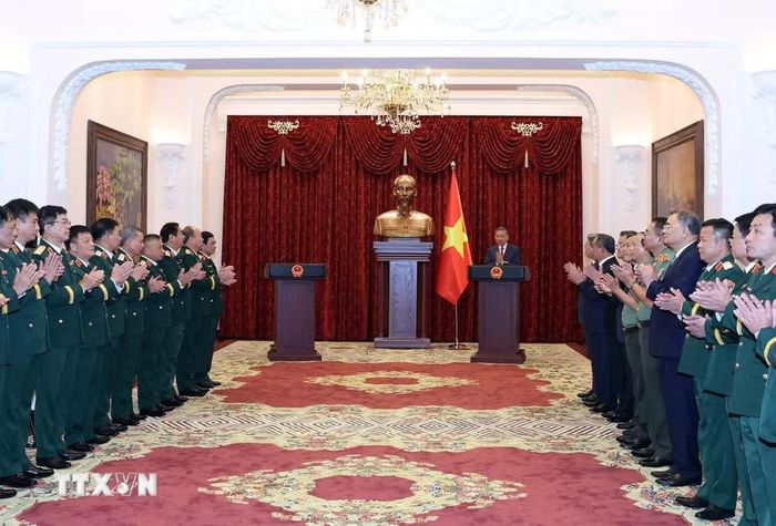 Tổng Bí thư, Chủ tịch nước Tô Lâm phát biểu giao nhiệm vụ cho đồng chí Lê Quang Đạo. Ảnh: TTXVN