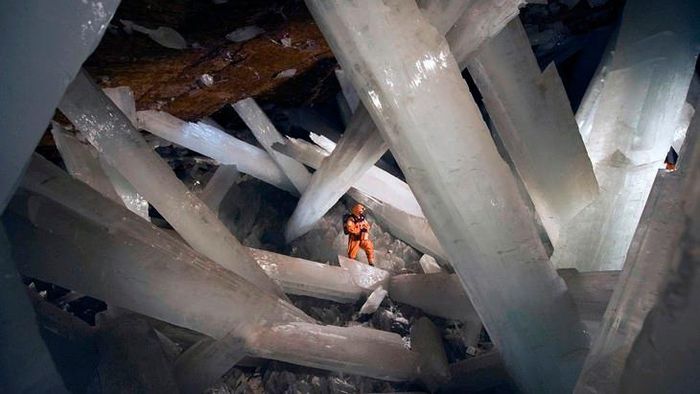 Không chỉ mang giá trị về địa chất, hang tinh thể này còn cất giữ những bí mật về sự sống cổ xưa. Ảnh: Đại học bang Pennsylvania