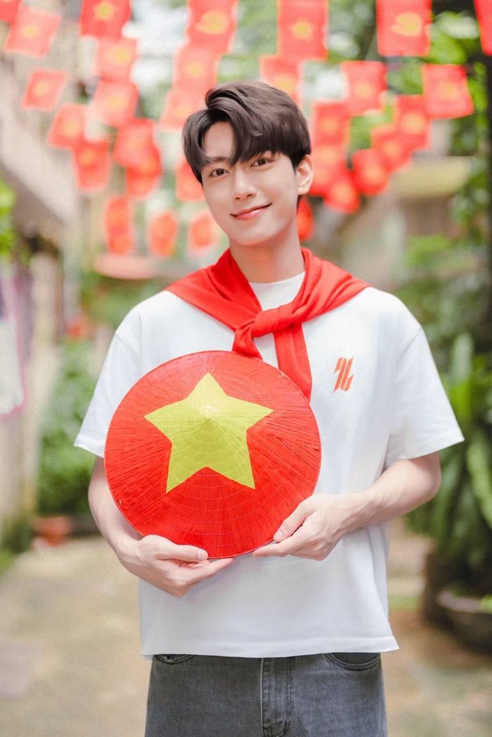 Thái Lê Minh Hiếu là "trạm sạc" tạo cảm hứng cho fan nối dài những hoạt động ý nghĩa.