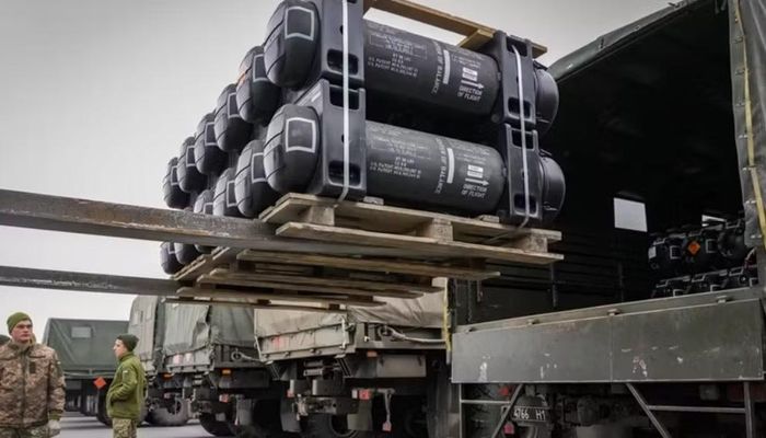 Trong cùng bài đăng ngày 3/9, ông Trump bác bỏ những thông tin cho rằng quân đội Mỹ đang cạn kiệt đạn dược do chiến dịch quân sự tại Iran.