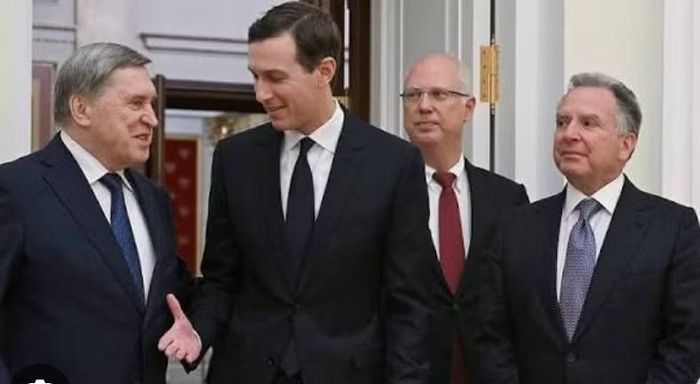 Ông Witkoff và ông Kushner hiện phụ trách một số cuộc đàm phán quan trọng thay mặt Tổng thống Trump. Các chuyến thăm Moscow và Kiev của 2 đặc phái viên đã được lên kế hoạch từ nhiều tháng nay.