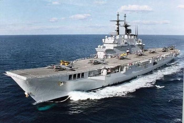 Đô đốc Ali xác nhận các cuộc đàm phán với nhà đóng tàu Fincantieri và Bộ Tư lệnh Hải quân Italia về việc mua lại và bàn giao chiếc tàu sân bay ngừng hoạt động đã hoàn thành.