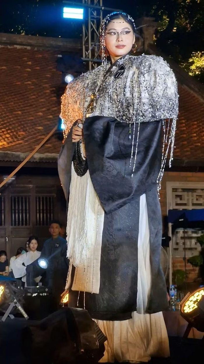 Tác phẩm "Văn uyên" của tác giả Nguyễn Thùy Linh.