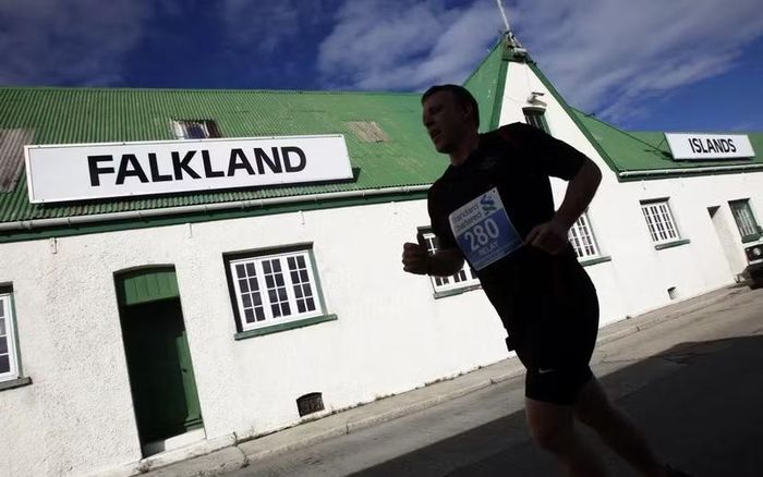 Việc kiểm soát quần đảo Falklands là một vấn đề nhạy cảm