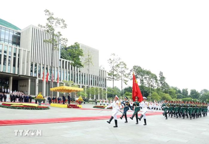  Lễ đón trọng thể Tổng thống Cộng hòa Liên bang Myanmar Min Aung Hlaing và Phu nhân thăm chính thức Việt Nam. Ảnh: Thống Nhất, Phạm Kiên/TTX. 