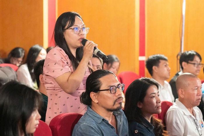 Sinh viên bày tỏ quan điểm về nghệ thuật cải lương
