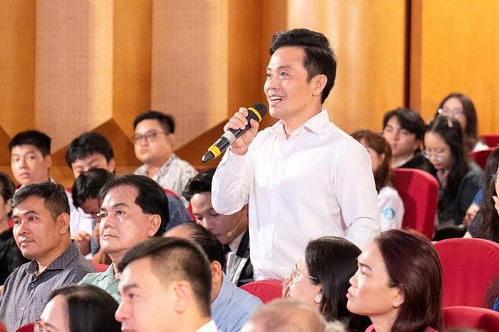 Soạn giả Phạm Văn Đằng