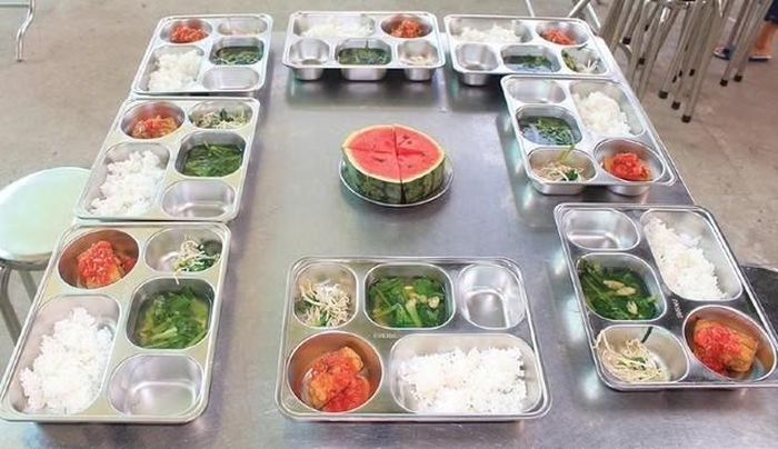 Trường học phải công khai thông tin bữa ăn bán trú hàng ngày; ảnh: VGP
