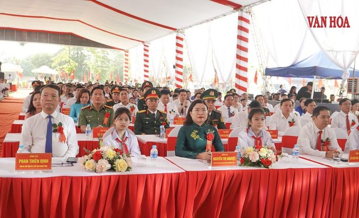 Lãnh đạo tỉnh Hà Tĩnh tham dự lễ khai giảng, khánh thành Trường Phổ thông nội trú liên cấp Tiểu học và THCS Sơn Kim 1