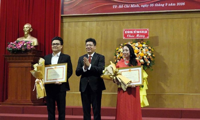 Phòng Hành chính, Tổng hợp và Khoa Thanh nhạc Nhạc viện TP.HCM được Bộ VHTTDL công nhận danh hiệu "Tập thể lao động xuất sắc" năm 2025