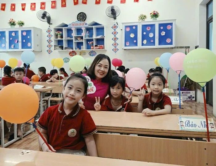 Học sinh háo hức trong ngày khai giảng