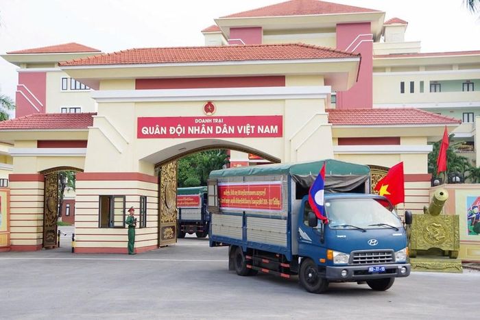 Những cán bộ, chiến sĩ làm nhiệm vụ tìm kiếm hài cốt liệt sĩ tại Lào đợt này có thời gian công tác gần 11 tháng
