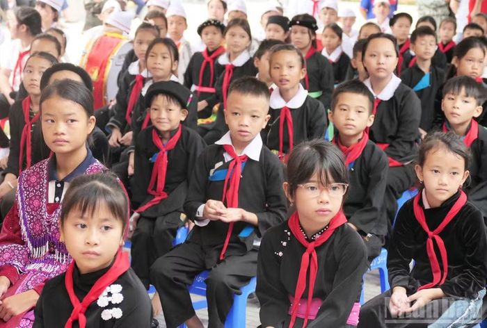 Học sinh Trường phổ thông nội trú tiểu học và trung học cơ sở Thanh Thủy được nuôi dưỡng, giáo dục trong ngôi trường mới khang trang, sạch đẹp. (Ảnh: KHÁNH TOÀN)