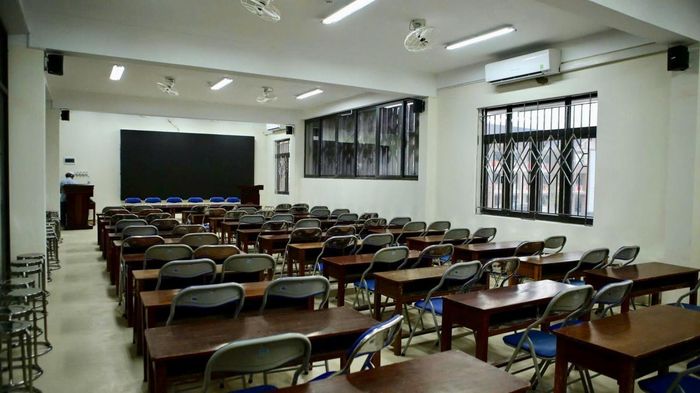 Lớp học rộng rãi, thoáng mát.