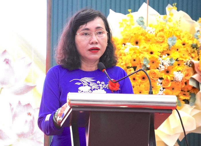  Chủ tịch UBND phường Tăng Nhơn Phú Cao Thị Ngọc Châu phát biểu tại buổi lễ. Ảnh: QUANG HUY 