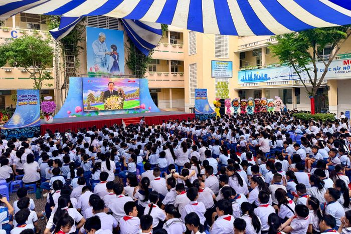 Lễ khai giảng tại Trường Tiểu học Trần Hưng Đạo (phường Cầu Ông Lãnh, TPHCM). Ảnh: HOÀNG HÙNG