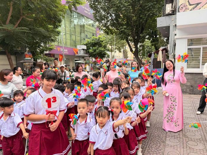  Năm học mới đặc biệt với cô trò Trường Tiểu học Khai Minh 