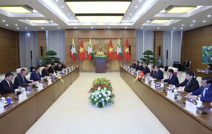  Việt Nam luôn ủng hộ sự tham gia của Myanmar tại các diễn đàn nghị viện đa phương. Ảnh: QUANG PHÚC 