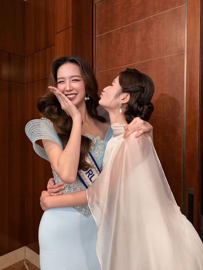 Hoa hậu Ý Nhi gửi lời động viên Bảo Ngọc trước đêm chung kết Miss World 2026. (Ảnh: FB Ý Nhi)