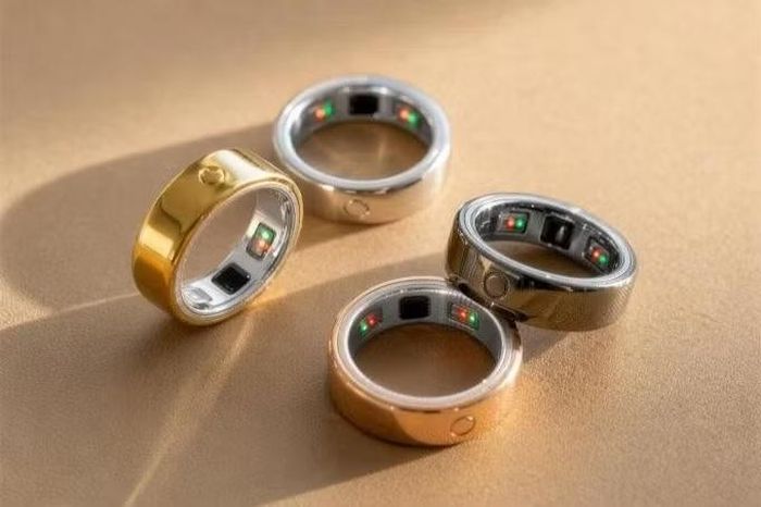 Các mẫu Circular Ring 3 đều được làm từ hợp kim thép titan và có 4 màu sắc tùy chọn.