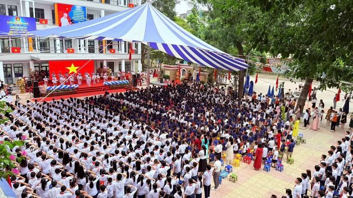 Một góc Trường TH&THCS Lý Thường Kiệt nhìn từ trên cao.