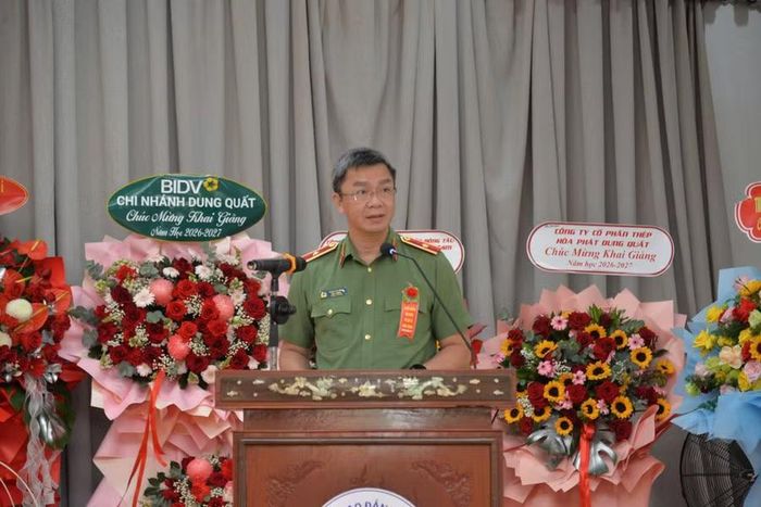 Thiếu tướng Phạm Kim Đĩnh, Cục trưởng Cục Công tác chính trị (Bộ Công an) phát biểu Lễ khai giảng.