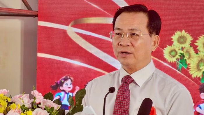 Ông Hồ Văn Mười, Chủ tịch UBND tỉnh Lâm Đồng phát biểu.