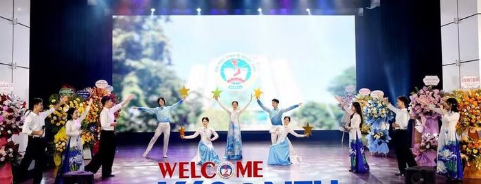 Tiết mục văn nghệ.