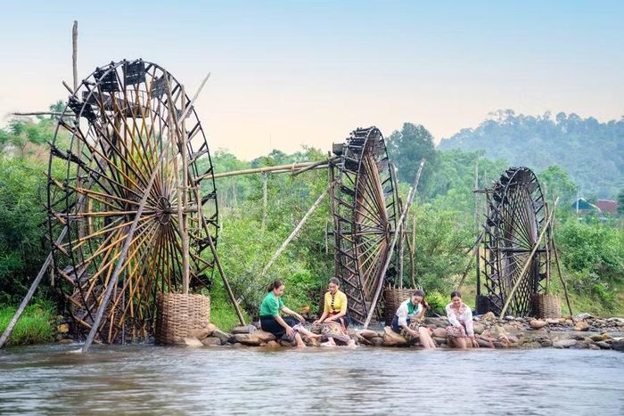 Cọn nước của người Thái tạo nên nét đẹp cho vùng cao xứ Nghệ. (Ảnh: Nguyễn Đạo)