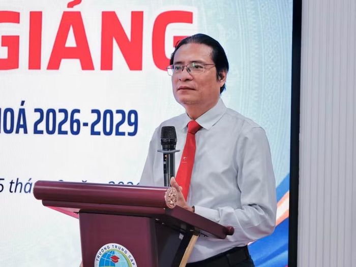 TS Đặng Minh Sự, Hiệu trưởng Trường Trung cấp Bách khoa Toàn Cầu.