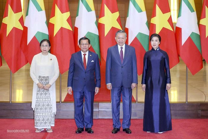 Trải qua những thăng trầm lịch sử, quan hệ giữa Việt Nam và Myanmar luôn gắn bó, thủy chung và ngày càng phát triển mạnh mẽ, sâu sắc, thực chất. Năm 2017, Việt Nam và Myanmar nâng cấp quan hệ lên Đối tác hợp tác toàn diện.