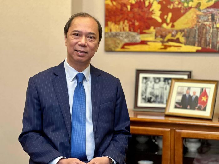 Đại sứ Nguyễn Quốc Dũng chia sẻ về những thành tựu, định hướng phát triển của Việt Nam và cơ hội hợp tác với Hoa Kỳ trong buổi ghi hình. (Nguồn: Đại sứ quán Việt Nam tại Hoa Kỳ)