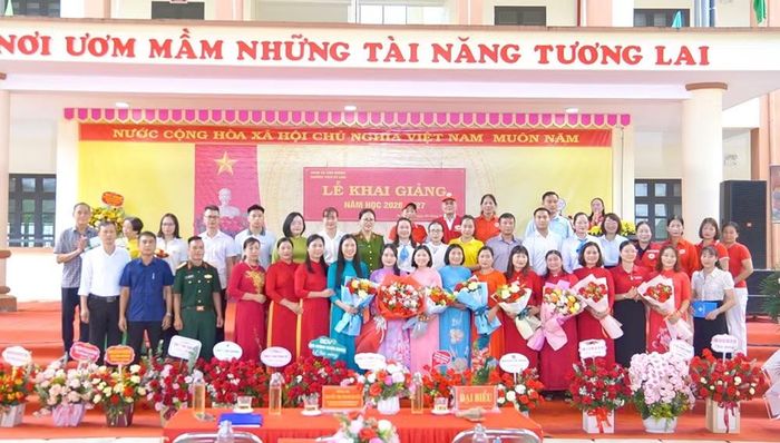 Một số hình ảnh buổi Lễ khai giảng năm học mới tại Trường THCS Kỳ Lâm, Tuyên Quang. Ảnh: Ngọc Hà