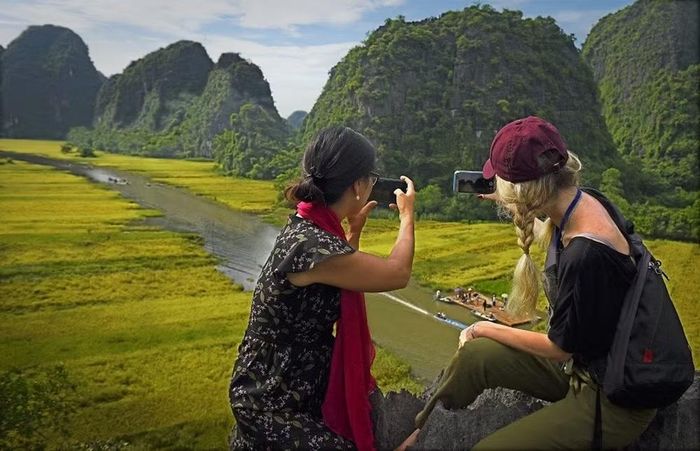 Việt Nam được du khách biết đến là điểm đến chất lượng cao, an toàn, hấp dẫn. Ảnh: Cục DLQG Việt Nam
