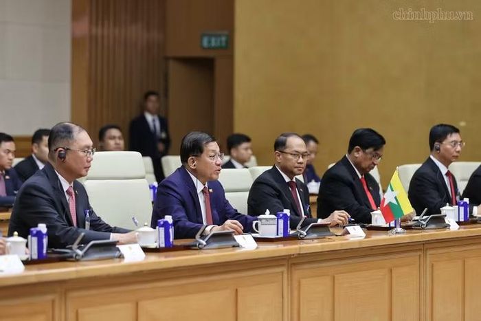 Tổng thống Min Aung Hlaing cảm ơn sự đón tiếp trọng thị của Lãnh đạo Cấp cao Việt Nam dành cho đoàn; chúc mừng những thành tựu quan trọng Việt Nam đạt được trong phát triển kinh tế - xã hội - Ảnh: CP