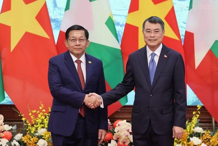 Thủ tướng Lê Minh Hưng hội kiến Tổng thống Myanmar Min Aung Hlaing - Ảnh: CP