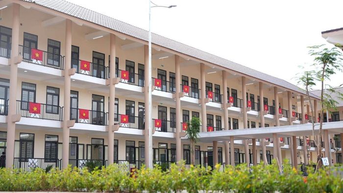 Hệ thống phòng học khang trang, sạch đẹp tại điểm trường nội trú liên cấp vùng cao A Lưới. (Ảnh: UBND TP Huế)