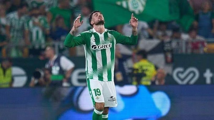 Parrott ghi bàn duy nhất cho Betis