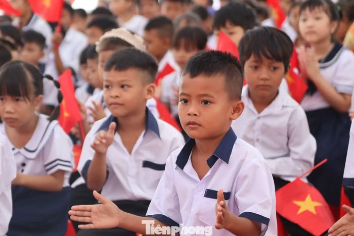 Các em học sinh tại Trường phổ thông nội trú tiểu học và THCS Buôn Đôn.