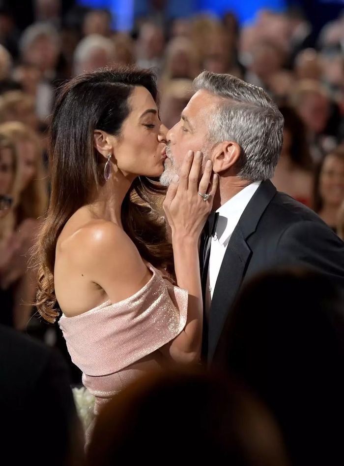 Nữ luật sư Amal Alamuddin khiến Clooney thay đổi quan điểm về hôn nhân. Ảnh: Vogue/Getty Images.