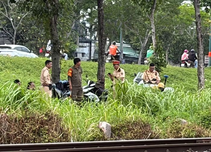 Lực lượng chức năng có mặt tại hiện trường.