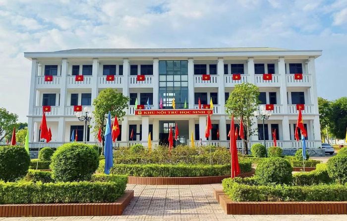 Khu nội trú của trường.