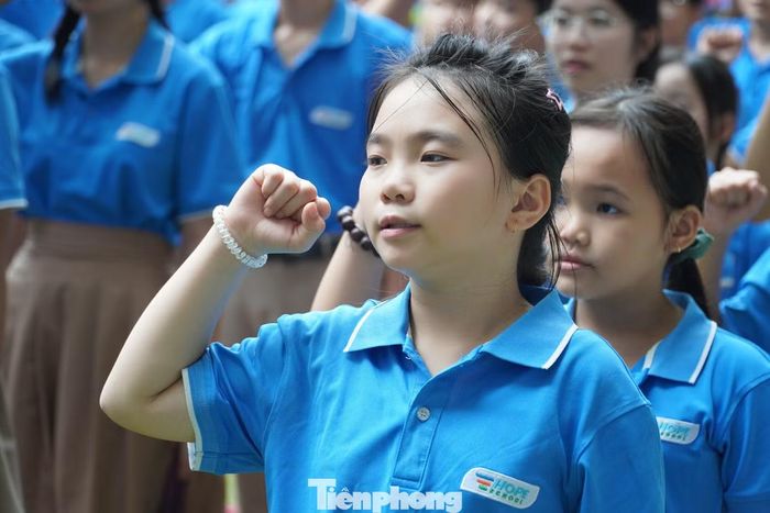 Ông cũng lưu ý lãnh đạo thành phố Đà Nẵng quan tâm, đồng hành với nhà trường cũng như các em học sinh, để duy trì mô hình đầy tính nhân văn này.