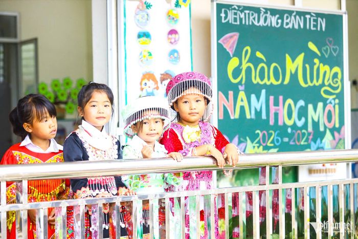 Nụ cười hồn nhiên của học sinh vùng cao.