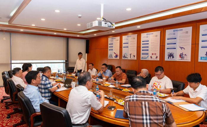 Các đại biểu thảo luận. Ảnh: CTV