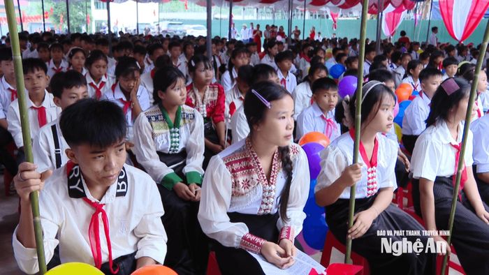 Học sinh Trường Phổ thông nội trú Tiểu học và THCS Bắc Lý dự lễ khai giảng năm học mới 2026- 2027. Ảnh: Sỹ Đức
