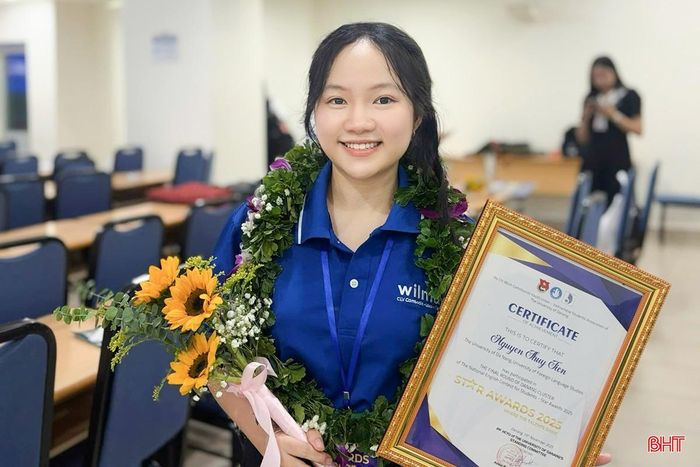 Thủy Tiên sở hữu "bảng vàng" thành tích ấn tượng với hàng loạt giải thưởng, danh hiệu lớn.