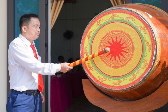 Tiếng trống khai trường đã điểm, mở ra một hành trình mới với nhiều niềm tin, kỳ vọng mới.