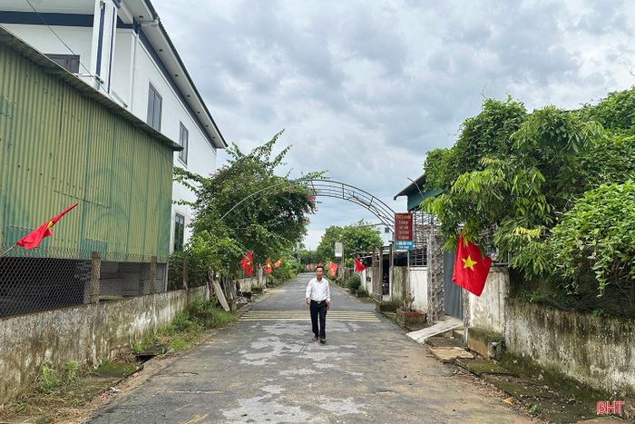 Nhiều tuyến đường thuộc tổ dân phố 6, phường Hà Huy Tập đã rộng rãi hơn sau khi phá bỏ cổng cũ.